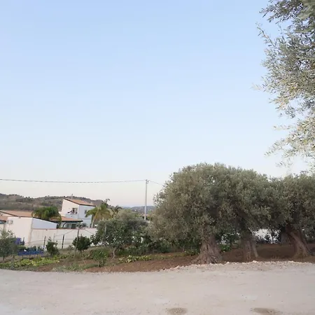 Relais Dea Degli Ulivi Guest house